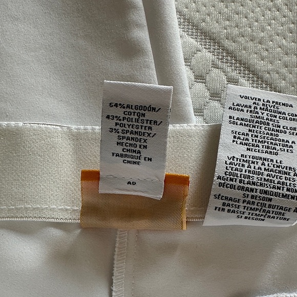 Ruby Rd. White Ankle Pants - Picture 4 of 9